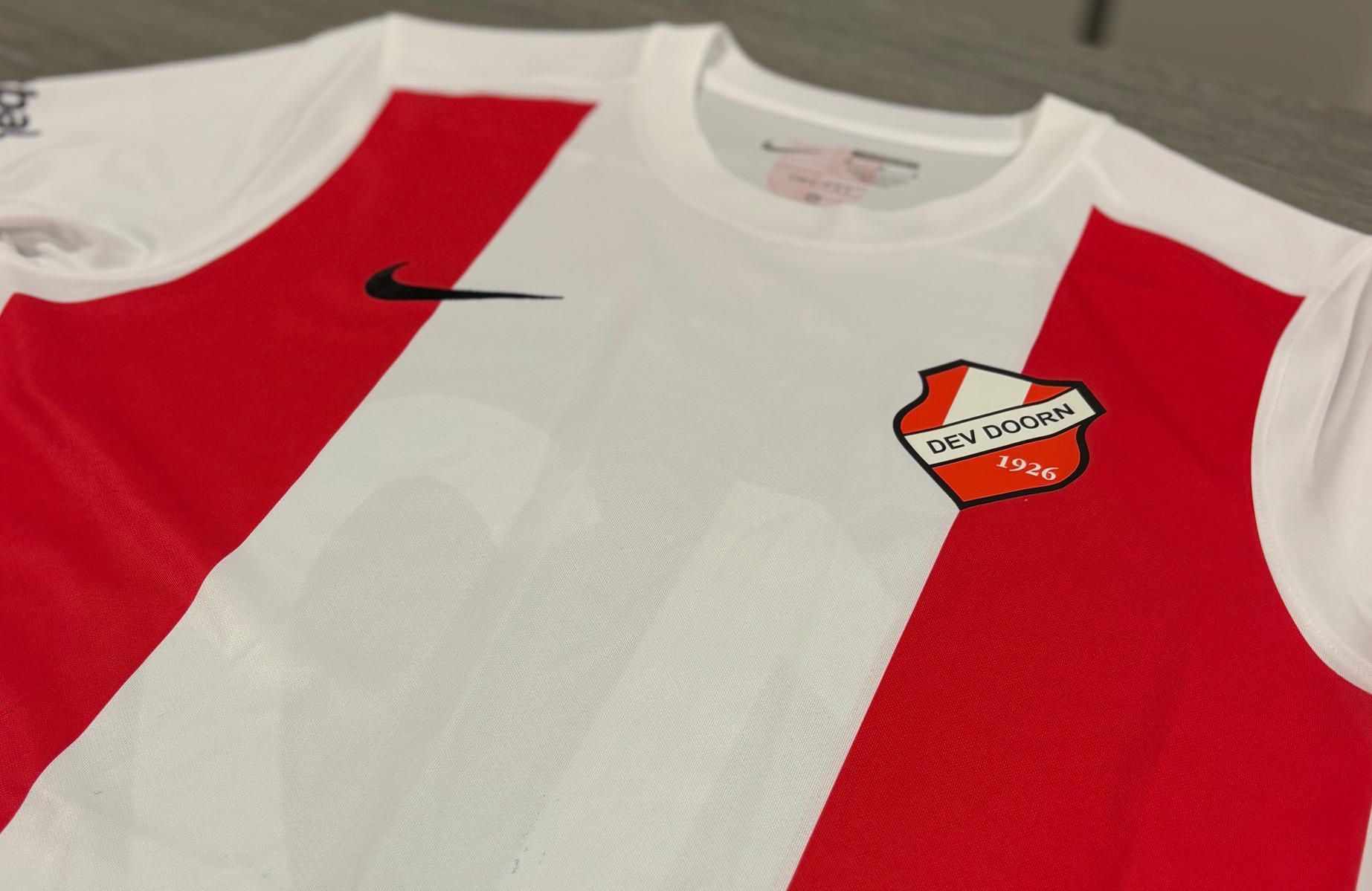 Nieuw wedstrijdshirt
